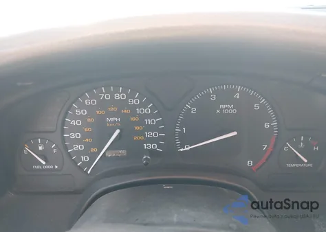 2002 Saturn L-Series L200 из США, поврежденный, VIN 1G8JU54F62Y597173